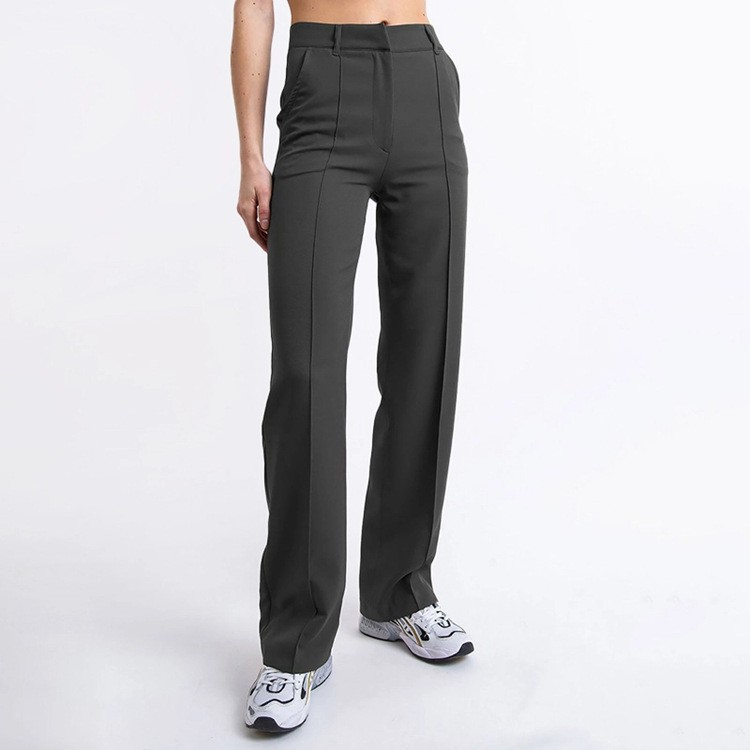 Pantaloni larghi rilassati